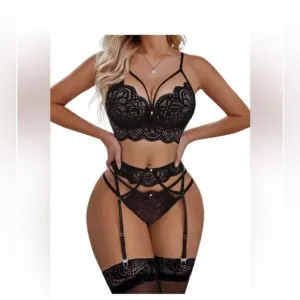 0369 Women LingerieNWT