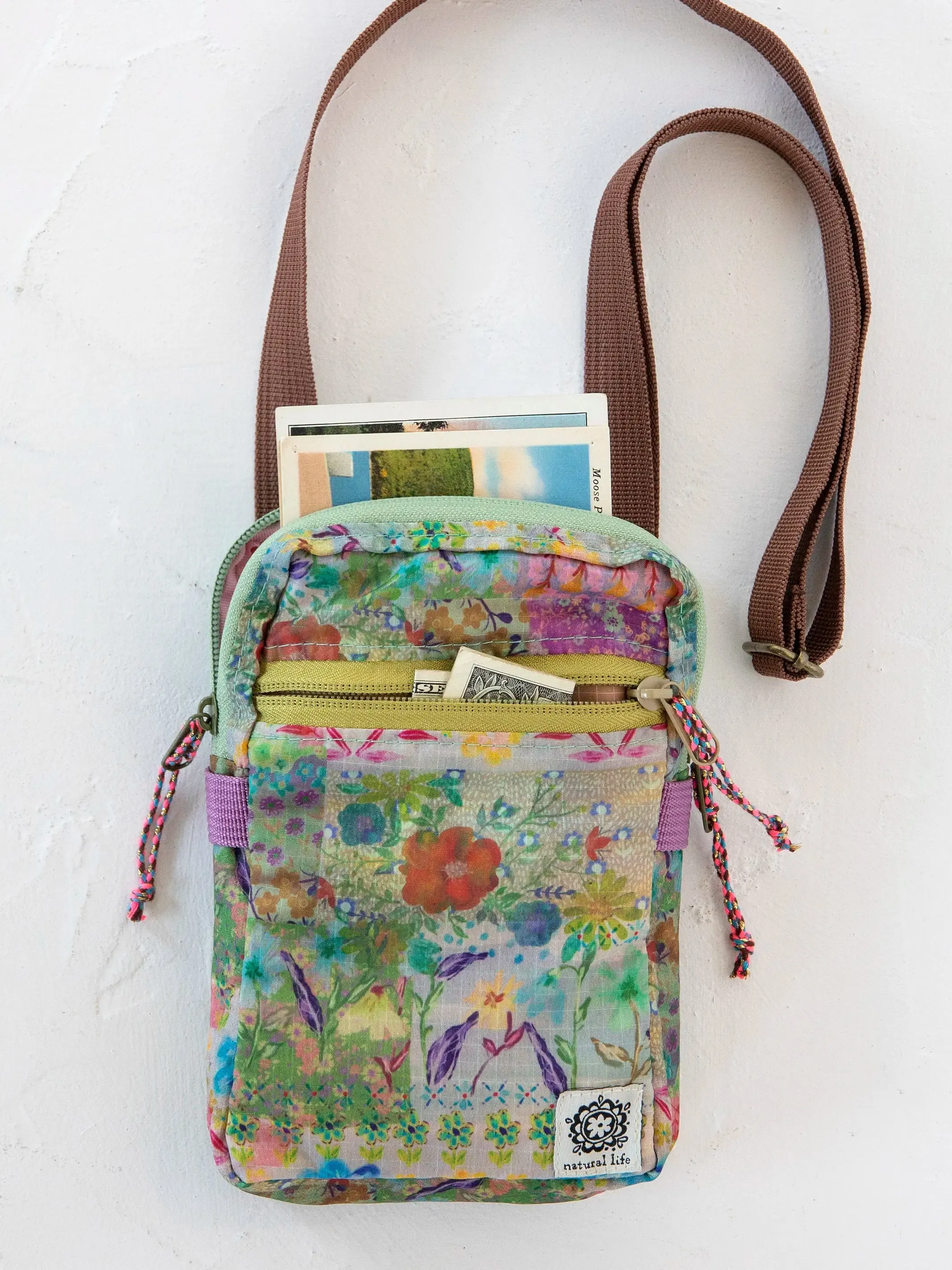 8 in 1 Pocket Crossbody Taupe Wtrcl