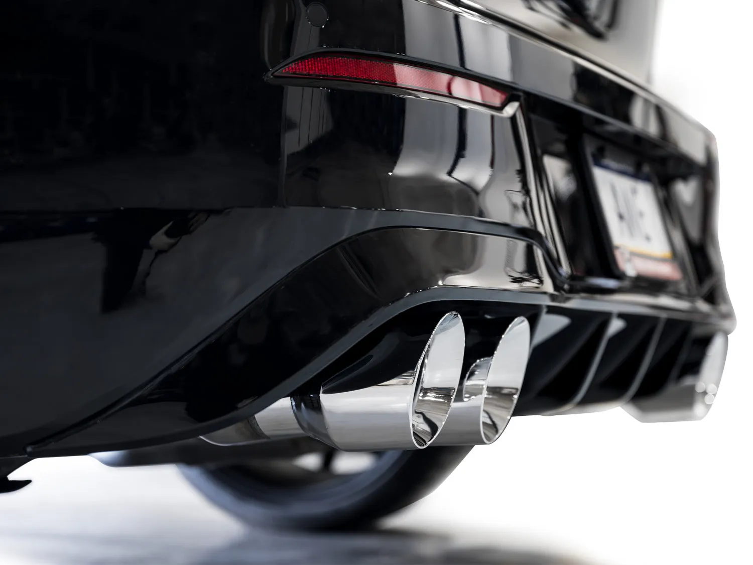 AWE EXHAUST SUITE FOR MK8 VOLKSWAGEN GOLF R