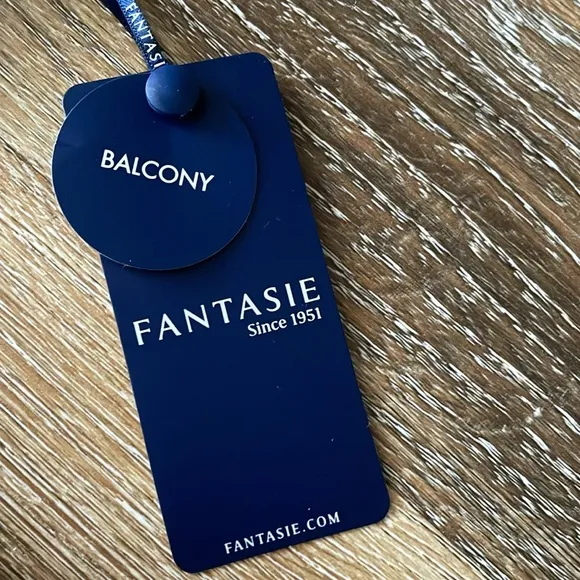 Fantasie Smoothing Balcony Bra in Nude NWT