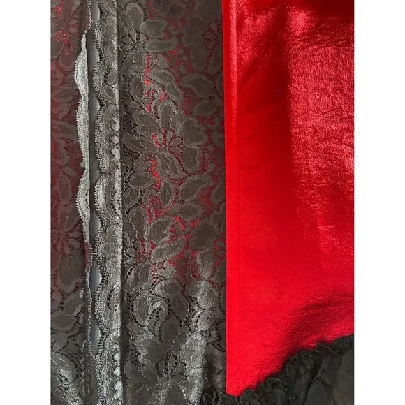 Hips &amp; Curves Lace Trim Corset Size 2X