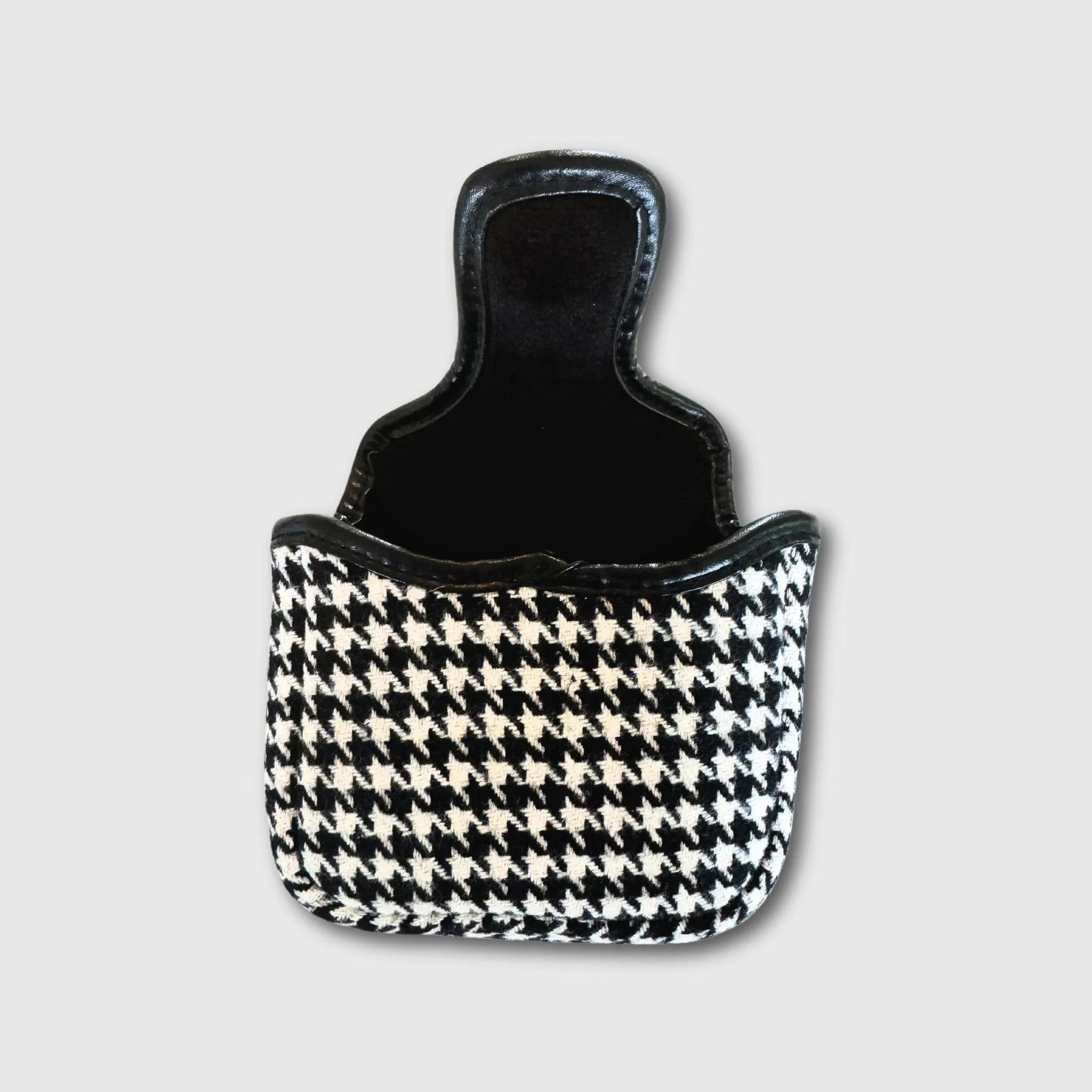 Houndstooth Golf Putter Cover (Mallet)