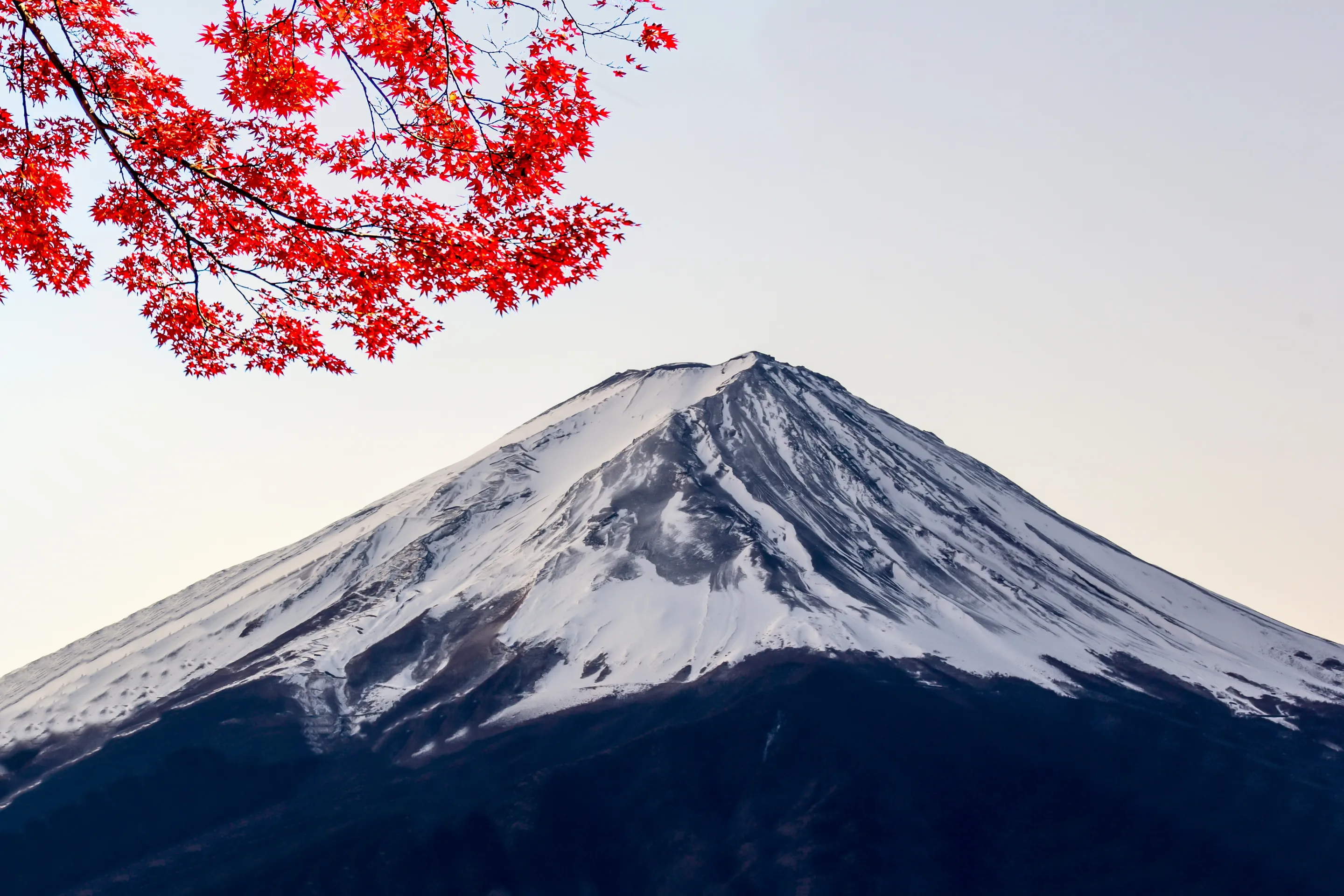 Japan – Ancient Traditions, Modern Marvels, Timeless Beauty: A Comprehensive 10-Day Guide