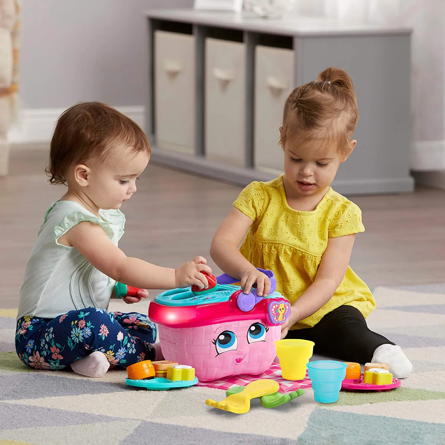 LeapFrog SHapes & Sharing Picnic Basket