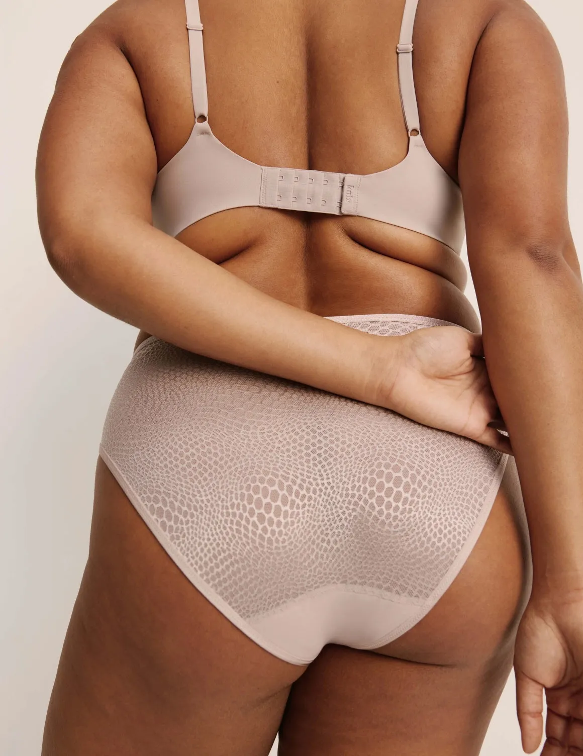Light Leakproof Gossamer Lace French Cut