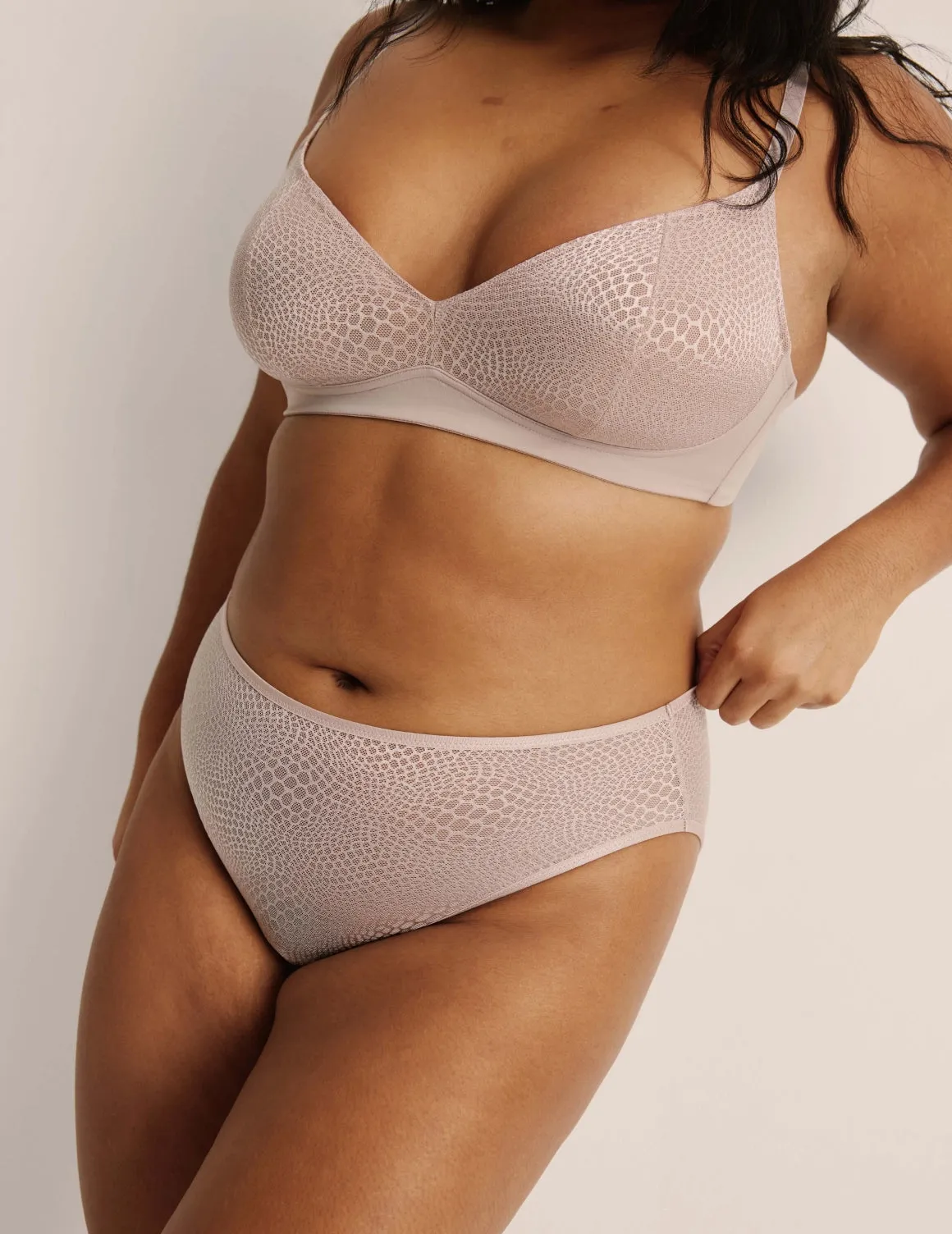 Light Leakproof Gossamer Lace French Cut