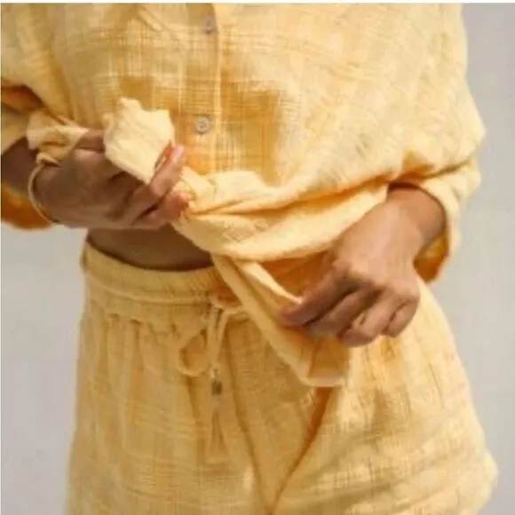 NWT L*Space Gene Set in Golden Hour Yellow Lounge Set Size XS