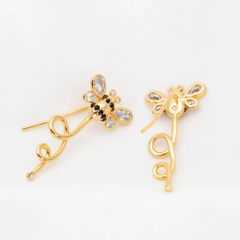 Picnic Perfect Bee Earrings
