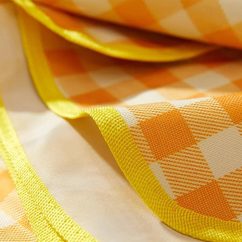 Portable Outdoor Picnic Mat!  🧺🧣🌳🍓