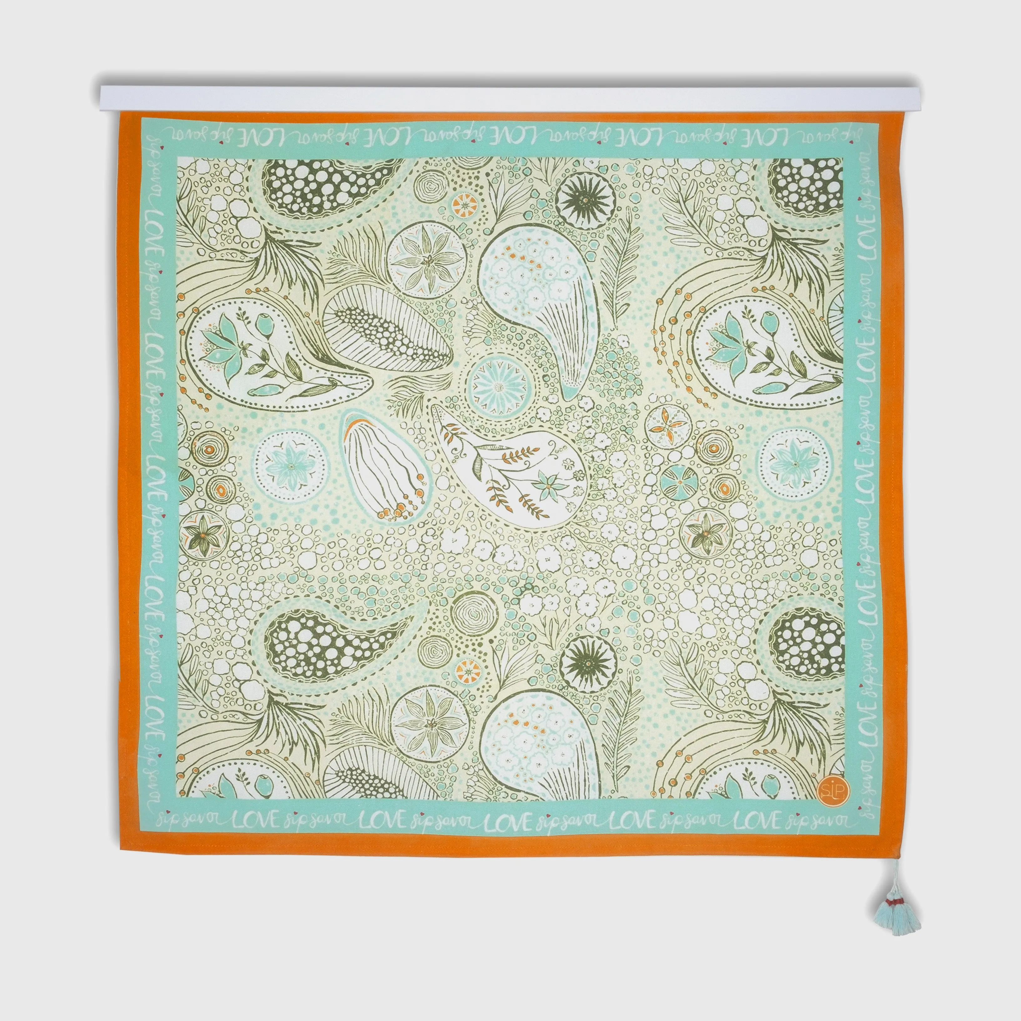 "Flow" Table Topper