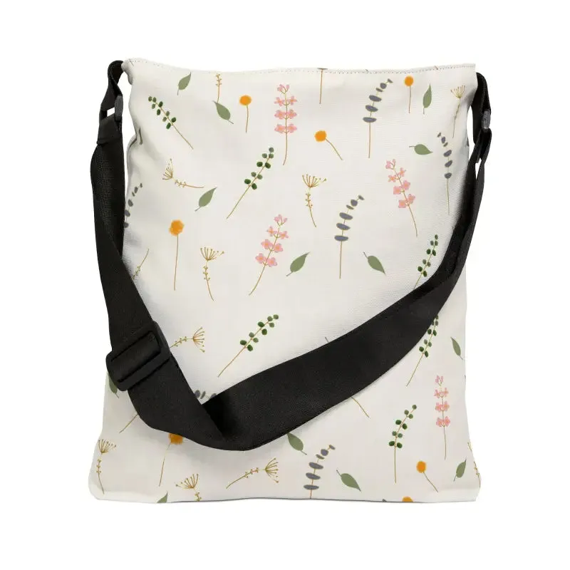 Rock your Look with Minimalistic Leaf Adjustable Tote