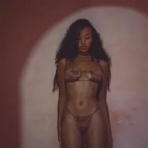 SASHA BOTTOM - WILD
