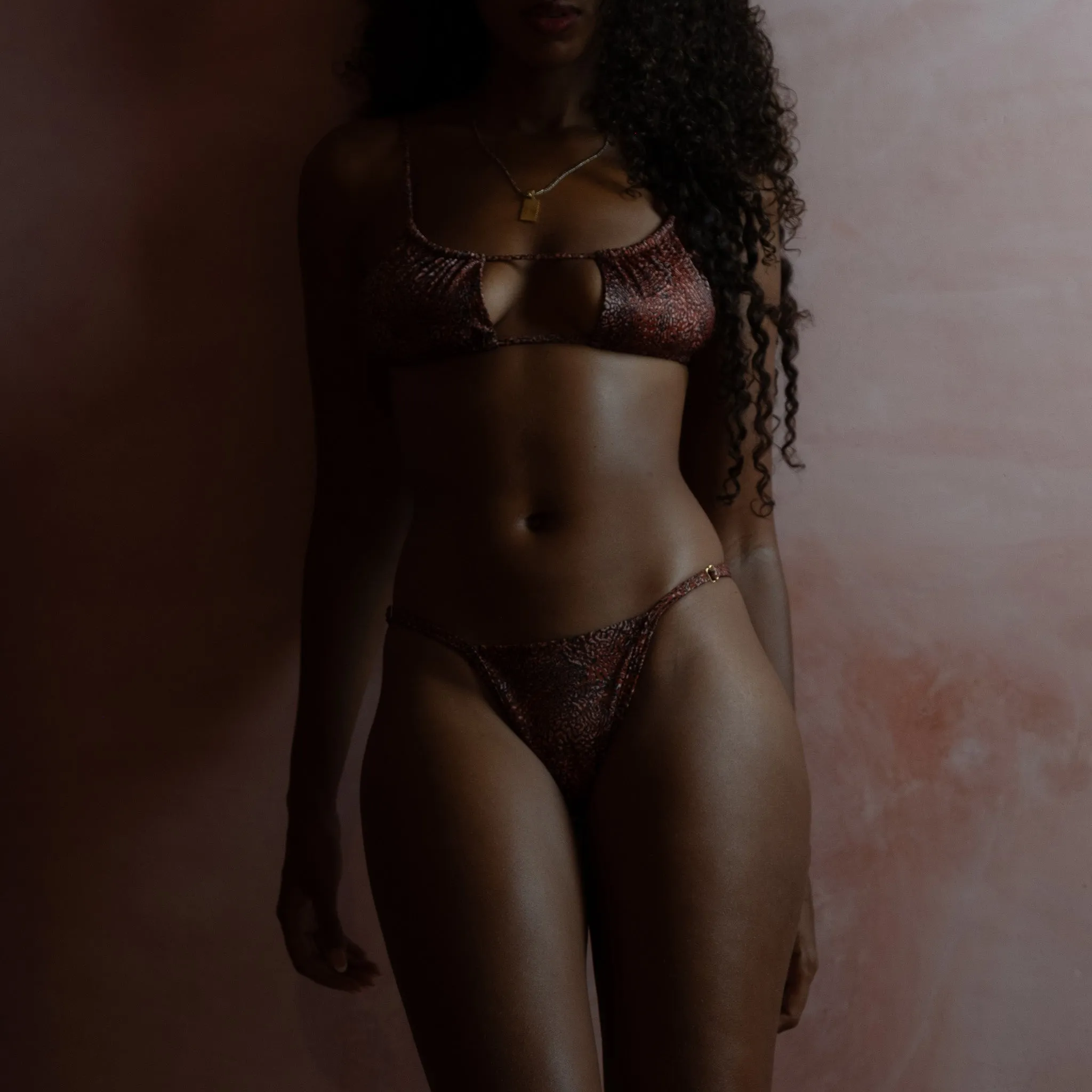SASHA BOTTOM - WILD