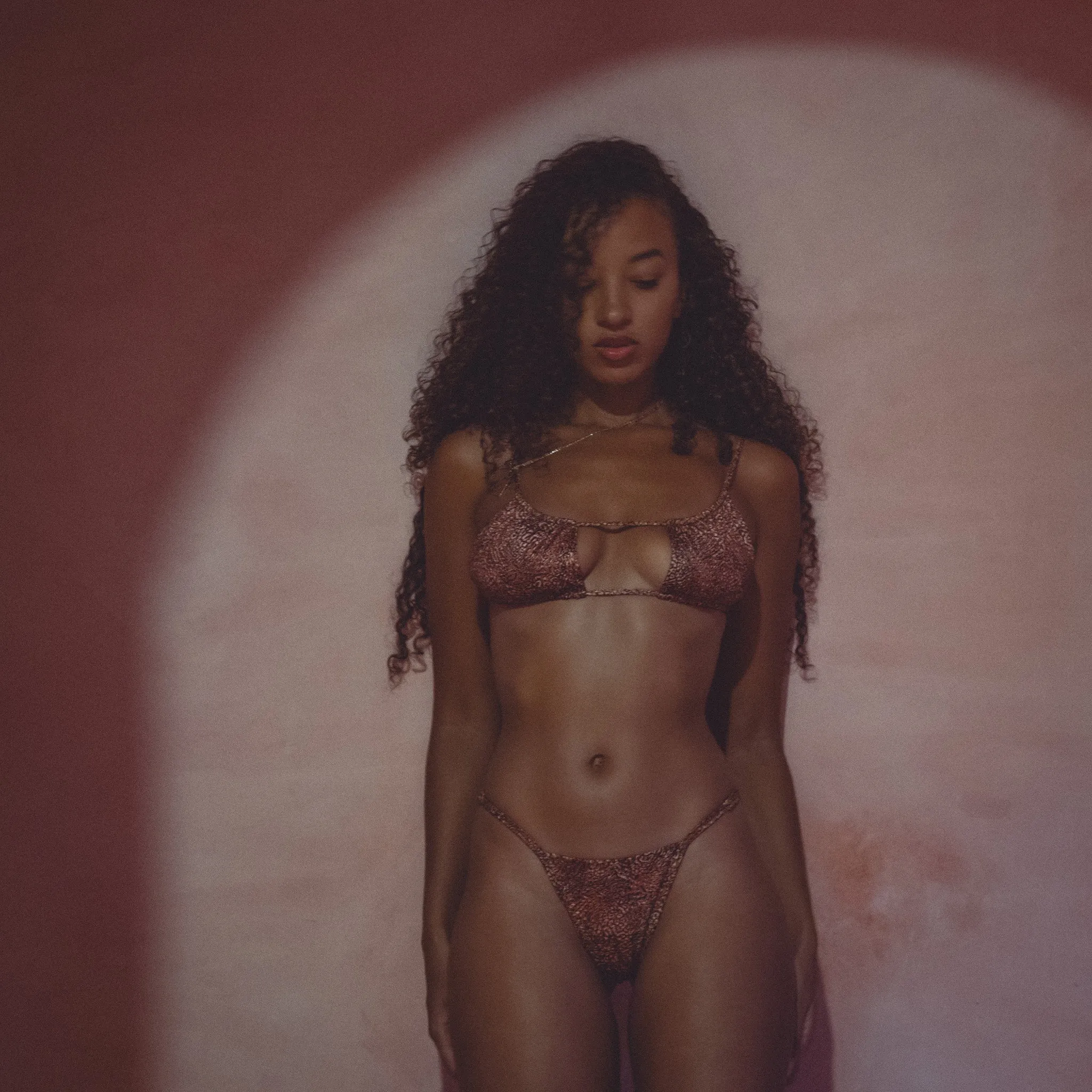 SASHA BOTTOM - WILD