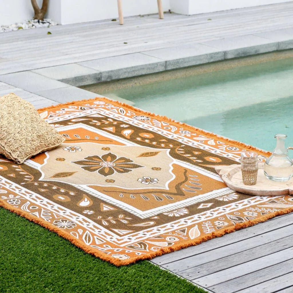Sunni Scenes - Oak Picnic Rug