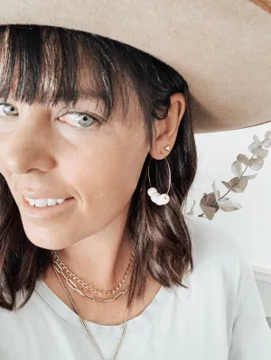 THE NINA GOLD HOOPS WITH WHITE WOOD