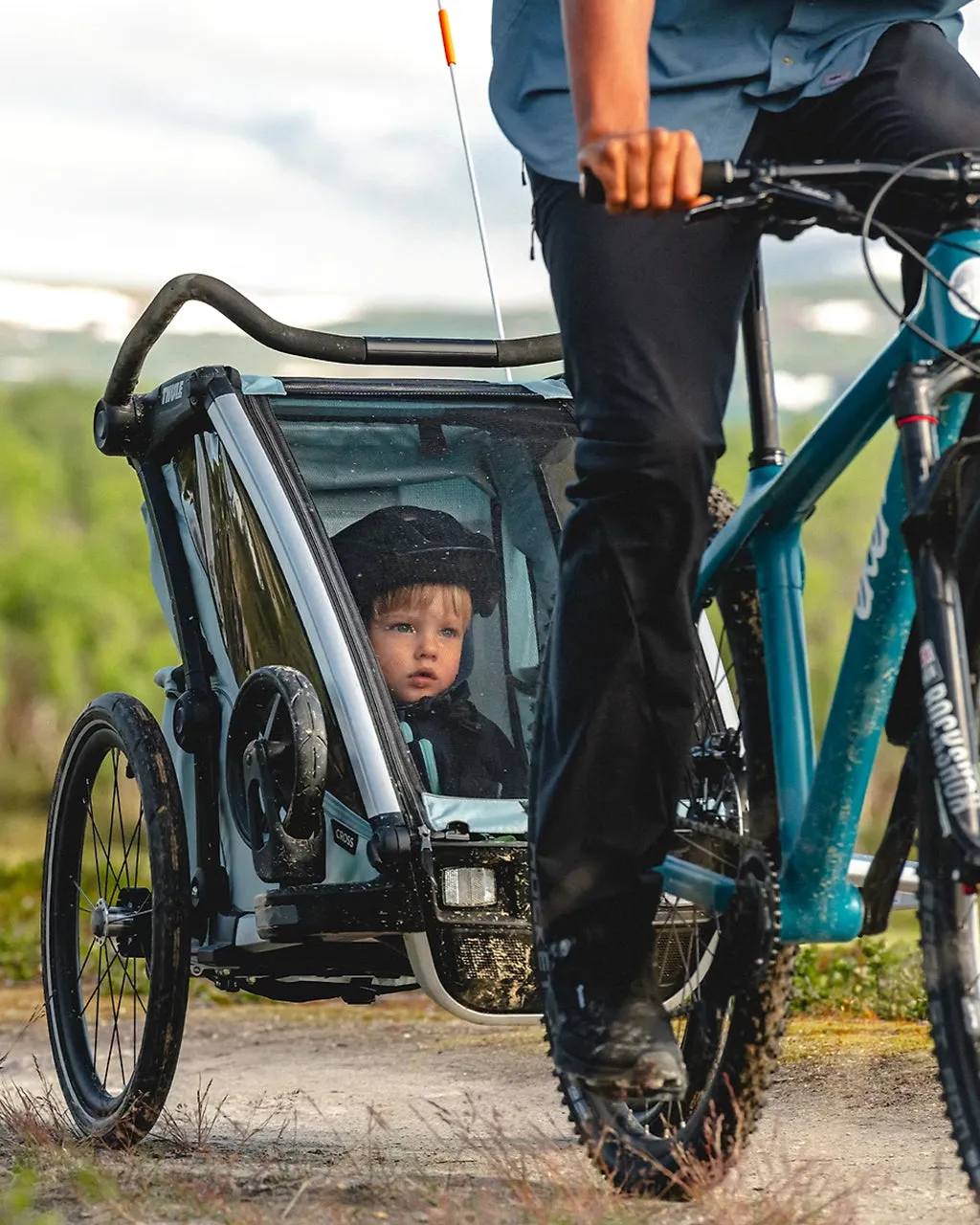 Thule Chariot Cross 1-Seat Multisport Bike Trailer
