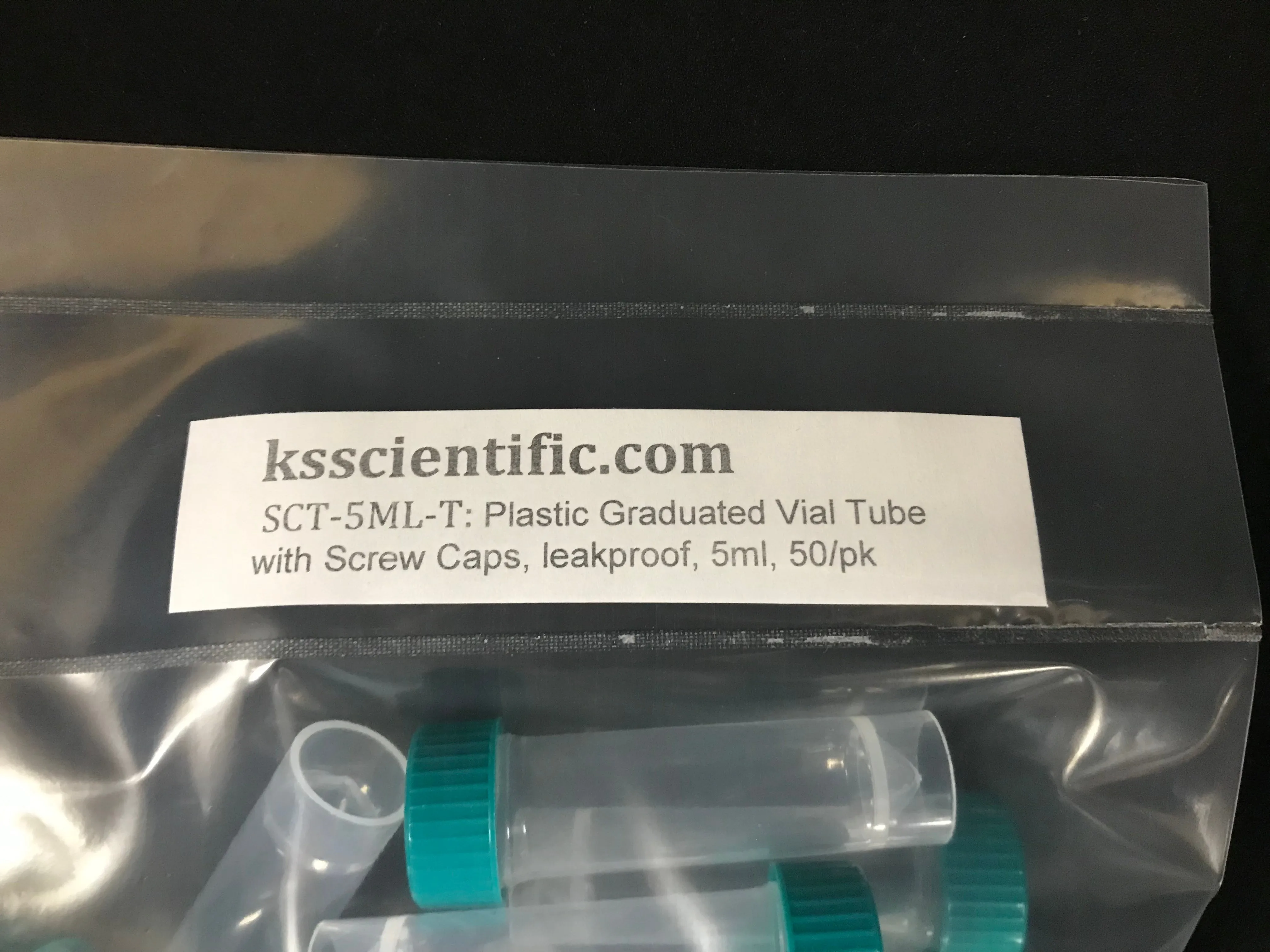 Transport Tube, Plastic Graduated, with Green or Blue leakproof Screw Cap, NON-STERILE Polypropylene, Conical Bottom, Self-Standing