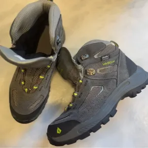 Vasque Unisex-Child Breeze at Ud Hiking Boot Size 6