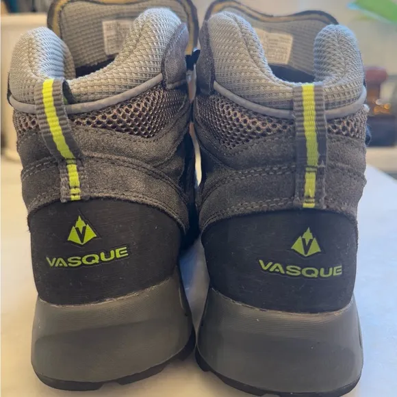 Vasque Unisex-Child Breeze at Ud Hiking Boot Size 6