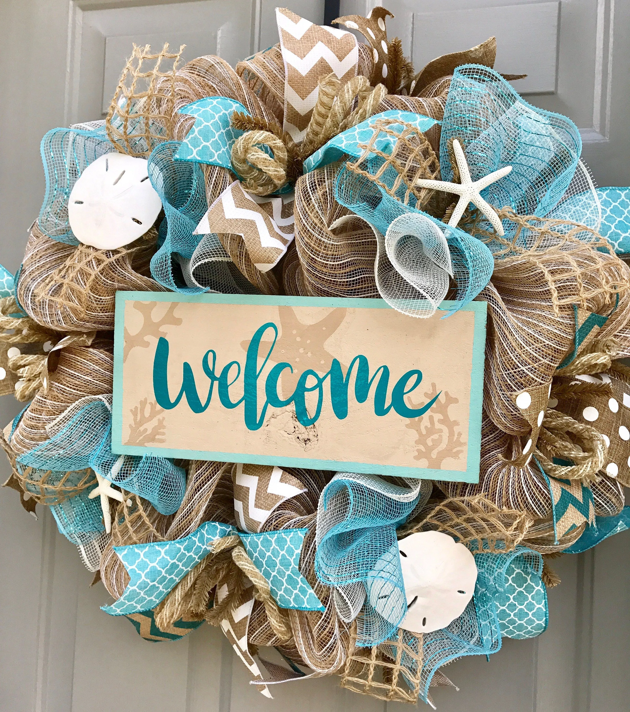 Welcome Beach Burlap Deco Mesh Wreath with Sea Shells, Seashell Wreath, Beach Wreath, Starfish Wreath