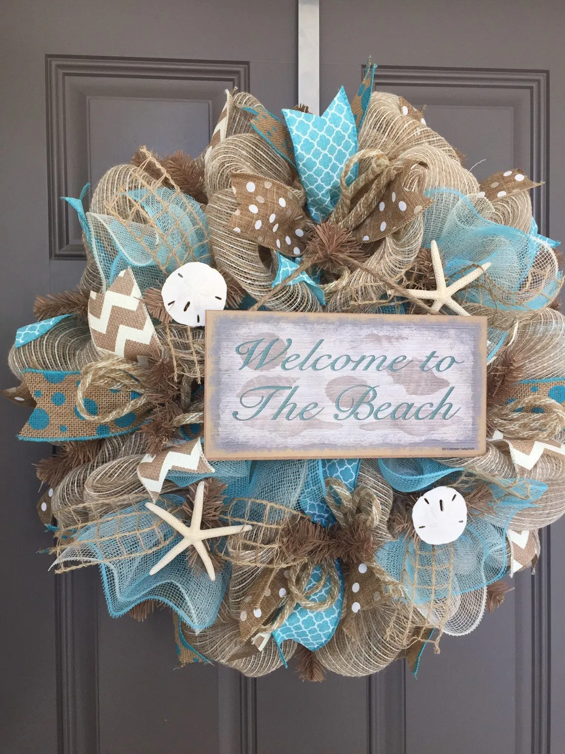 Welcome to the Beach Burlap/Deco Mesh Wreath with Sea Shells, Seashell Wreath, Beach Wreath, Starfish Wreath