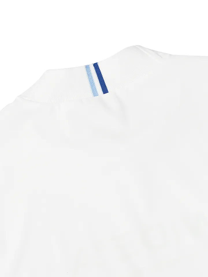 WideAngle: TO Front Print Mock Neck T-Shirt L - 2 Colors